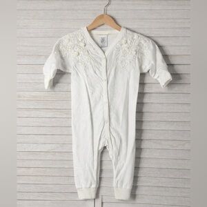Janet Elegant White Kids One Piece. Size 9/12 Months. Small Shop. Great Cond